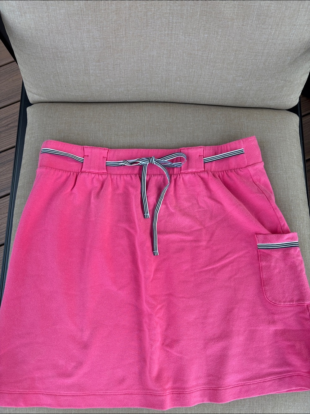 Lands’ End Hot Pink Stretch Beach Casual Skirt - Cute!
